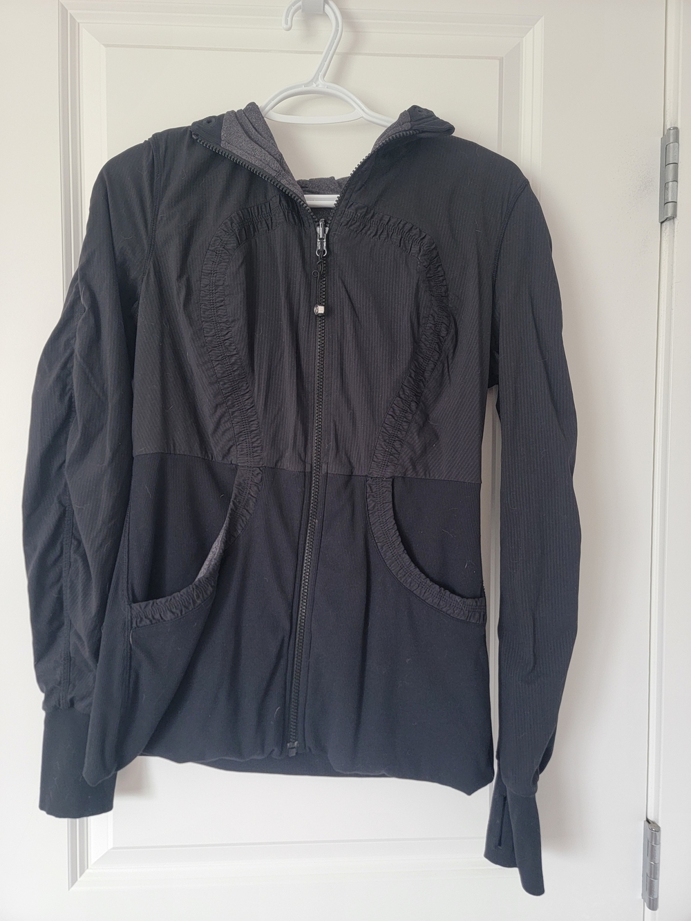 Lululemon Women's Black Hooded Sweater/Jacket with Ruched Trim